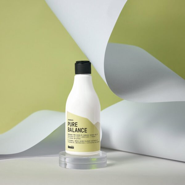 Glossco Pure Balance Šampūnas riebiai galvos odai 250 ml. - Image 2